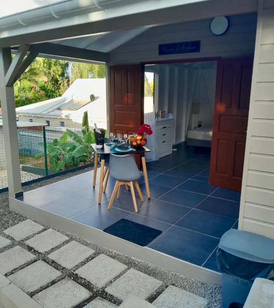 Sunset Breeze Bungalow - Jarry Baie-Mahault 0*,  Guadeloupe